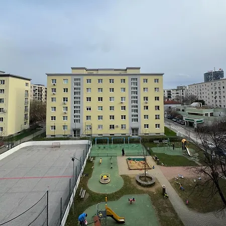 Kukucinova Apartment Pressburg
